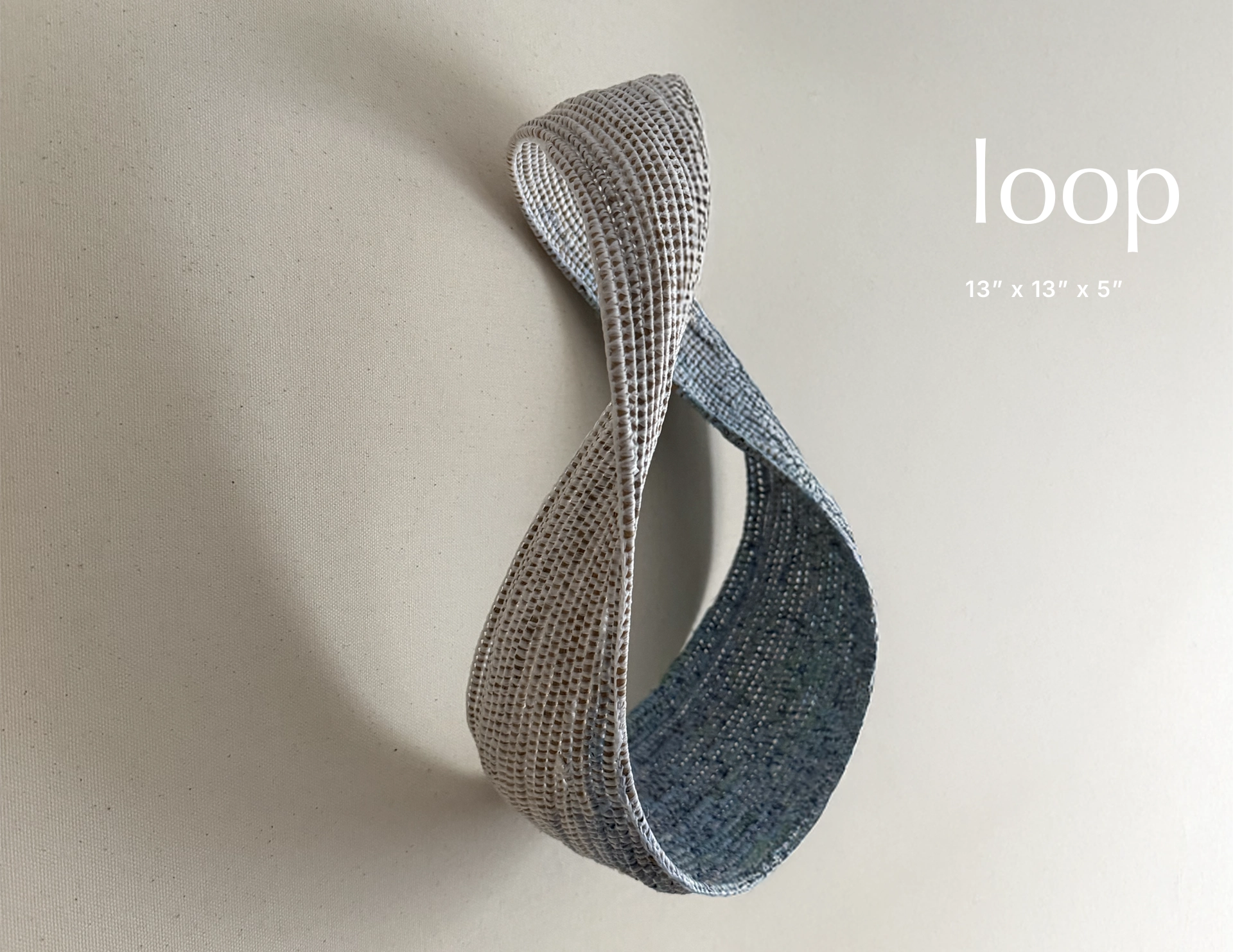 Loop sculpture
